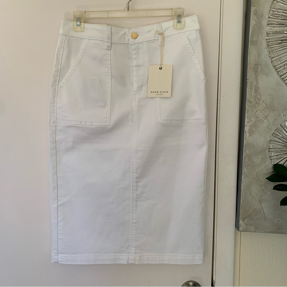 NWT Anne Klein Cotton blend White Denim Midi Stretch Slimming Skirt sz 6
